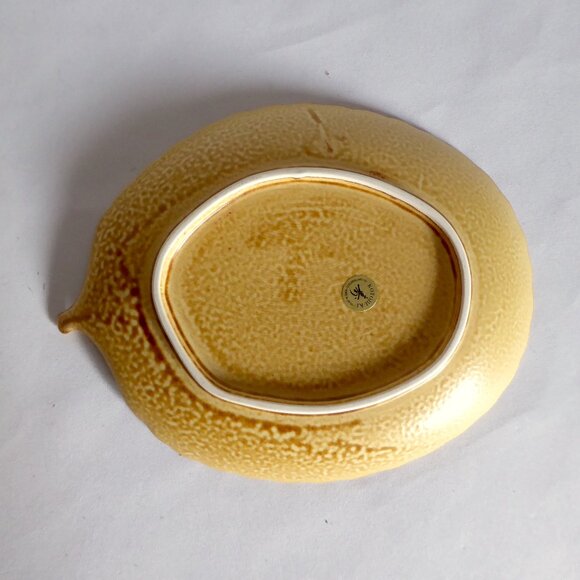JAPAN JAPANESE 6.25” HANDCRAFTED PORCELAIN YELLOW LEAF DISH PLATE (NEW) - Picture 4 of 8